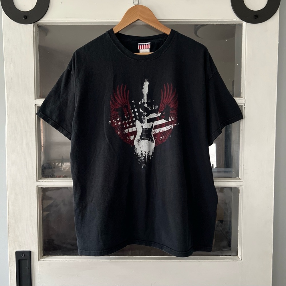 Men's Black Graphic Of Guitar With Wings American Flag and USA Lettering Tee